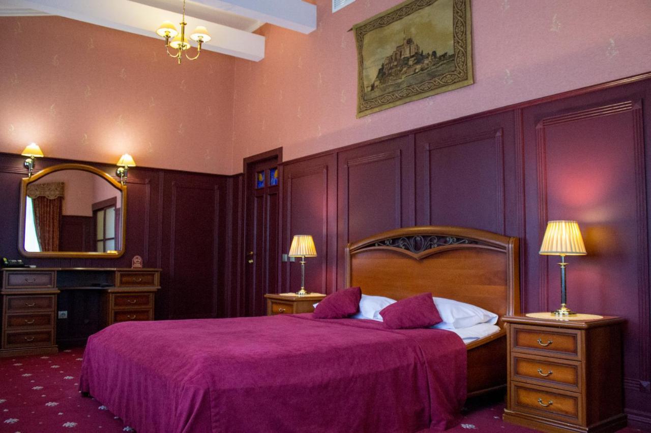 Aqvium Hotel Dnyipropetrovszk Kültér fotó