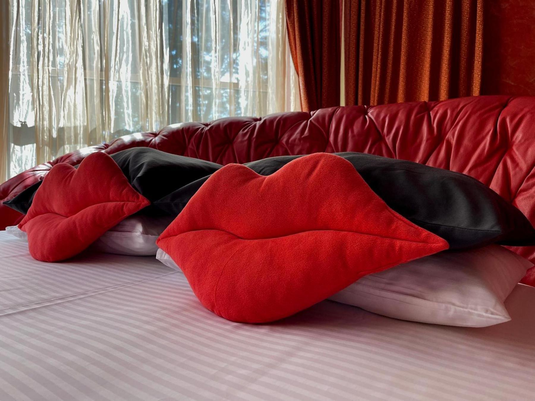 Aqvium Hotel Dnyipropetrovszk Kültér fotó