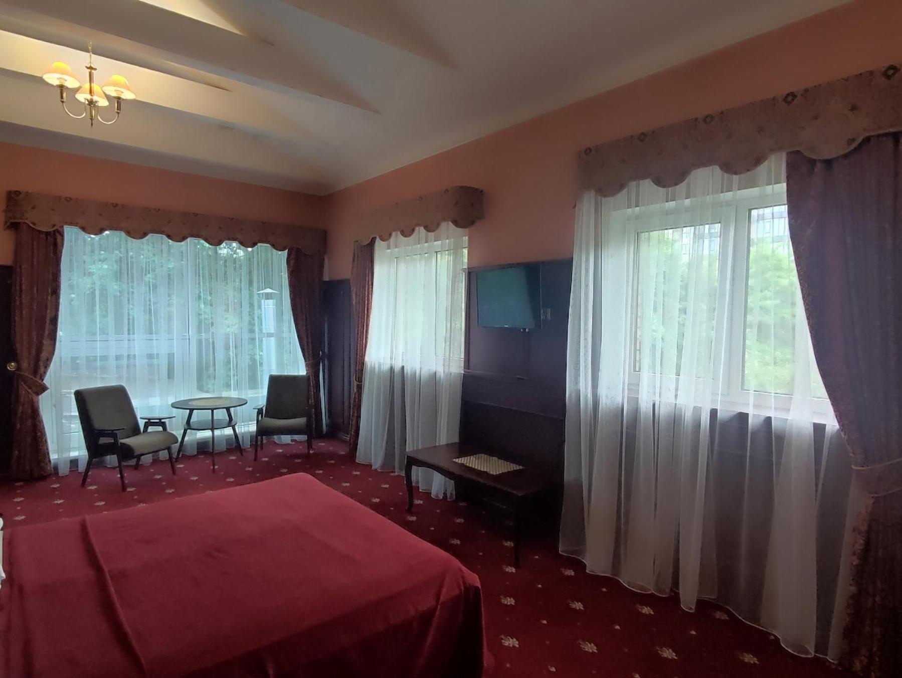 Aqvium Hotel Dnyipropetrovszk Kültér fotó