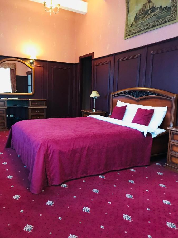 Aqvium Hotel Dnyipropetrovszk Kültér fotó